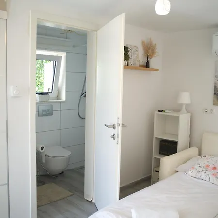 Eco Overnight - Self Check-in Apartament *