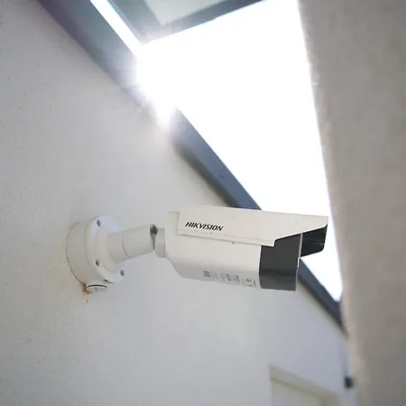 Eco Overnight - Self Check-in *